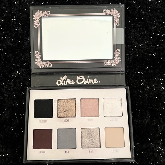 Venus immortals palette eyeshadow and face - Picture 3 of 6